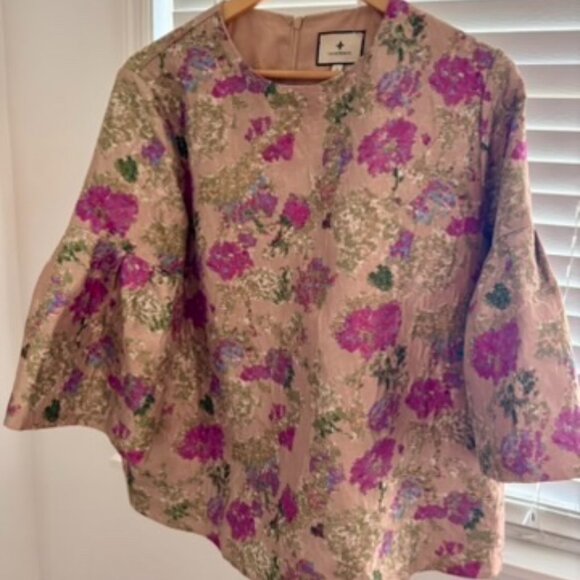 Tuckernuck Duchess Harper Bell Sleeve Blouse - Picture 2 of 6